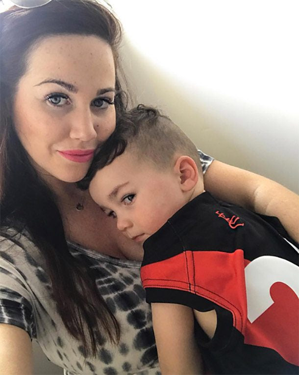 files/why-this-mums-cute-selfie-with-her-toddler-isnt-what-it-seems_168004-b3669f0.jpg